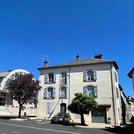 French Holiday Accommodation Bort-les-Orgues Εξωτερικό φωτογραφία